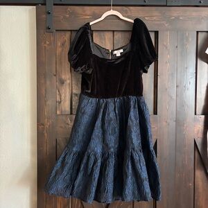NWT Rachel Parcell Black Velvet and Blue Textured Formal Dress 12